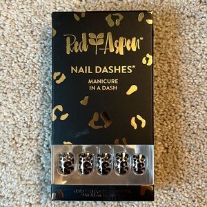 Red Aspen Nails New Unopened